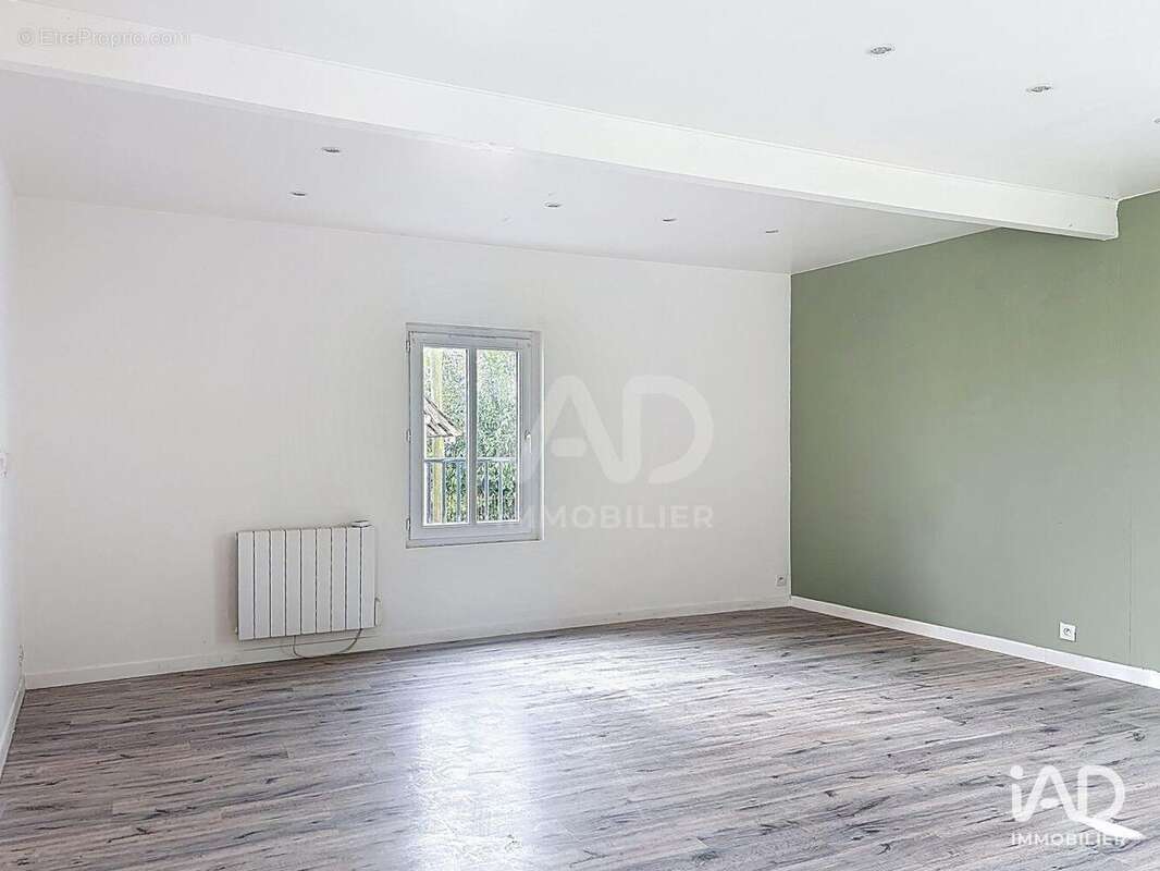 Photo 3 - Maison à DOUVREND