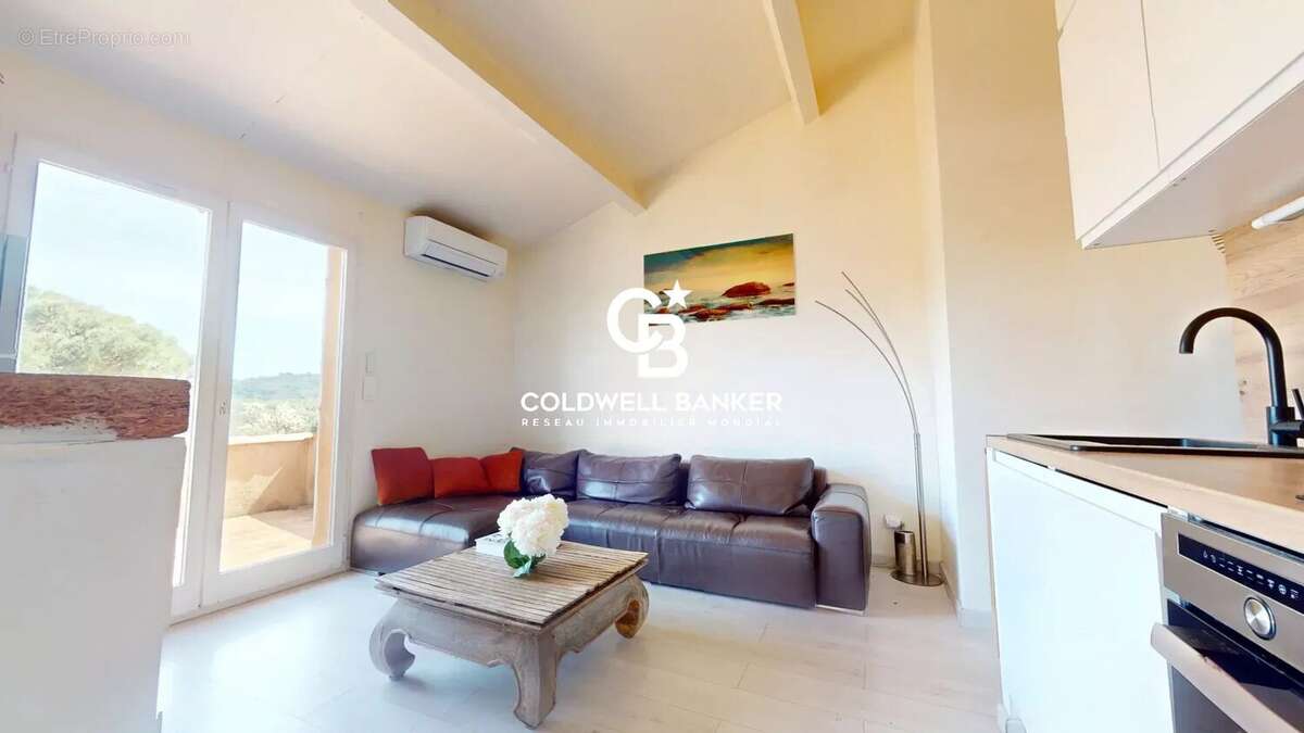 Appartement à GASSIN