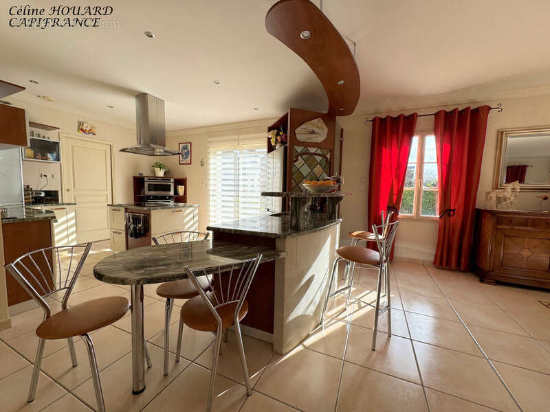 Dpt Maine et Loire (49), à vendre proche d' ANGERS maison P9  Vie de plain pied - photo 9
