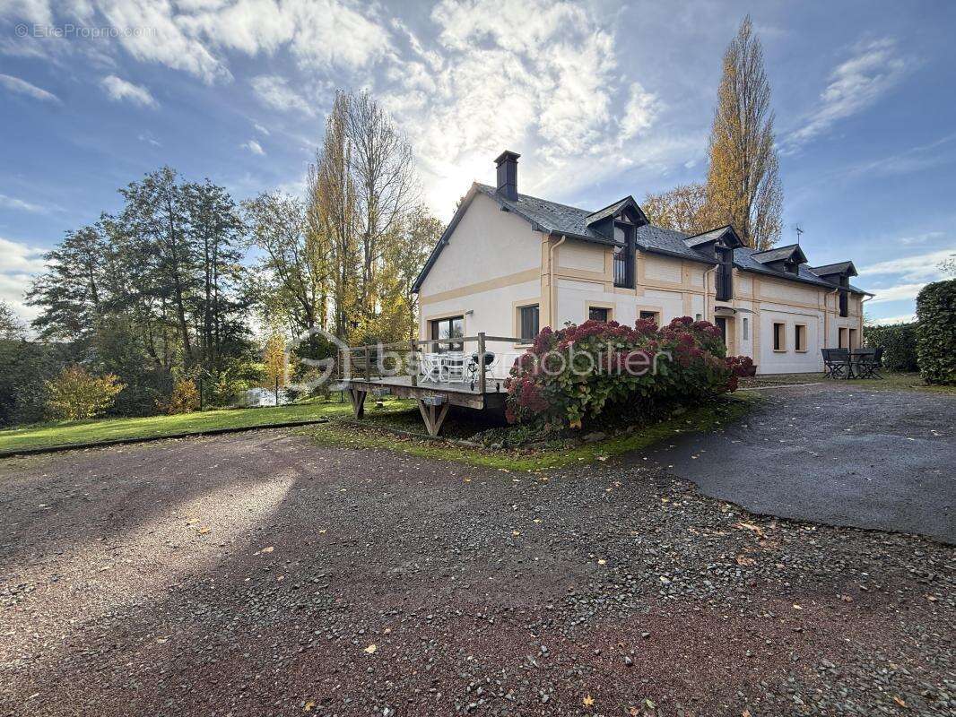 Maison à PONT-L'EVEQUE