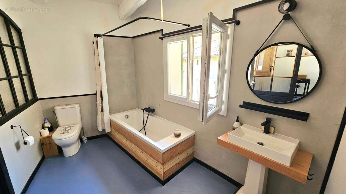 IMMEUBLE DE RAPPORT  : 3 appartements, rentabilité brute 7,5 %  Claviers, Var - photo 6