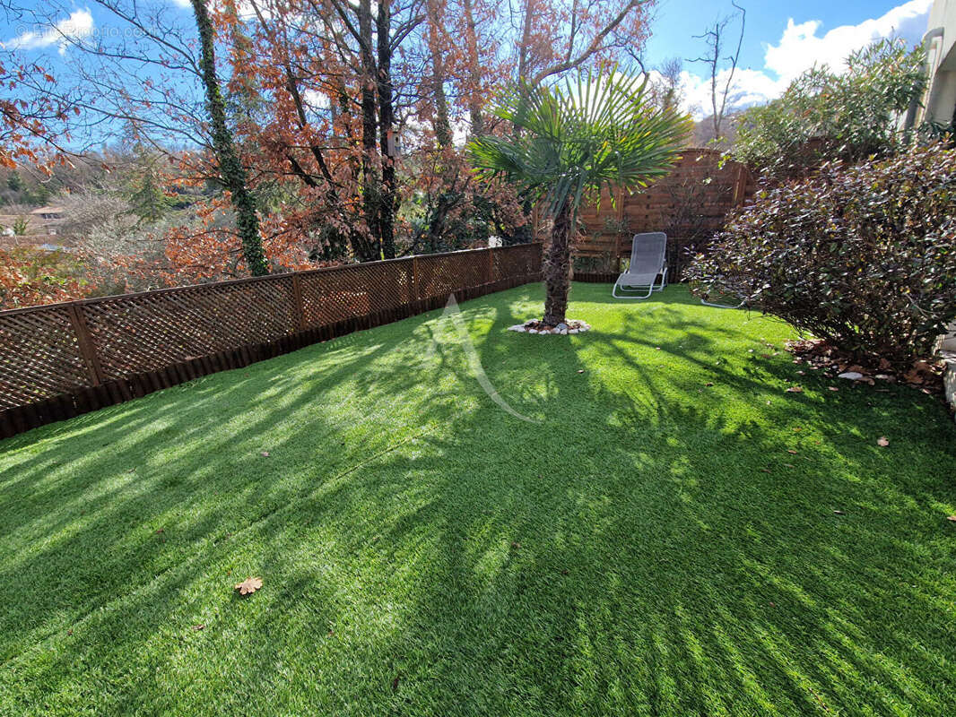 Appartement à PIERREVERT