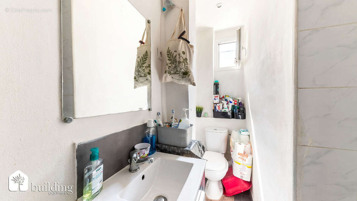 Appartement à COURBEVOIE