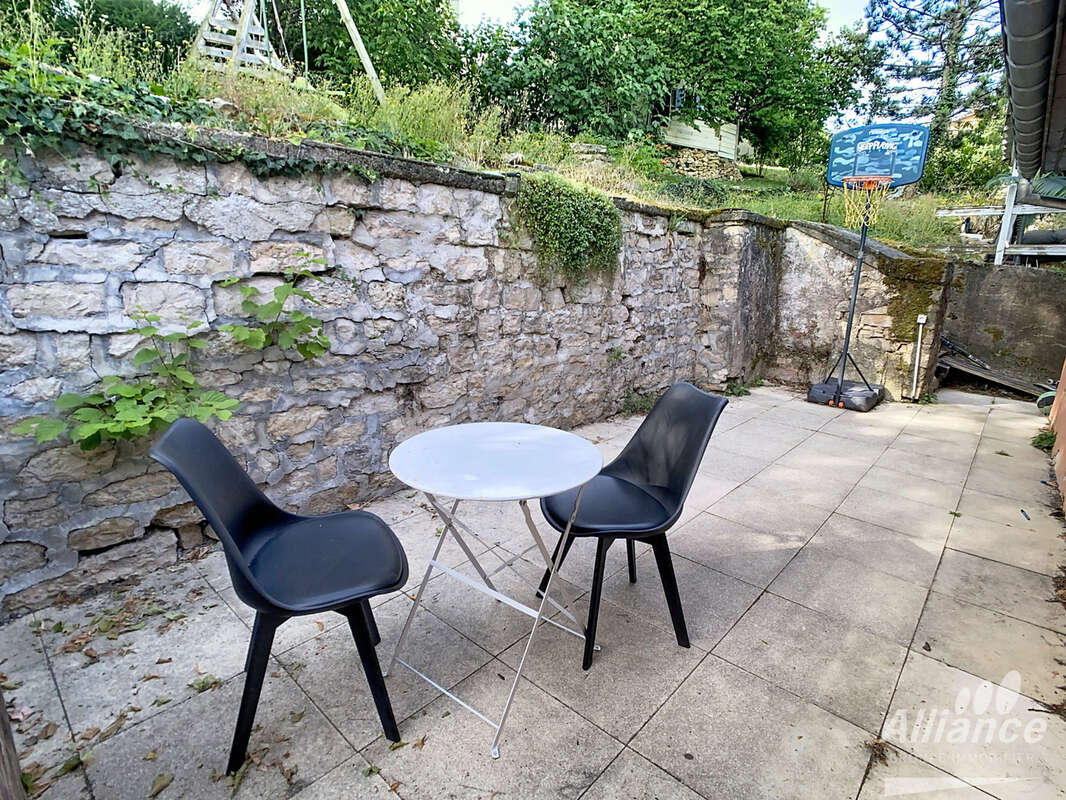 Jolie maison pierre sur 11a , piscine, vue imprenable - photo 6