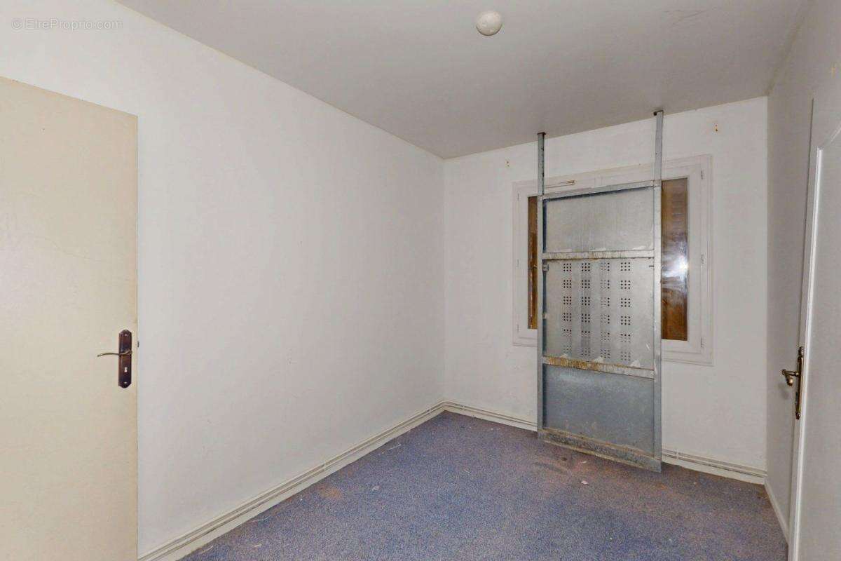Appartement à CLICHY-SOUS-BOIS