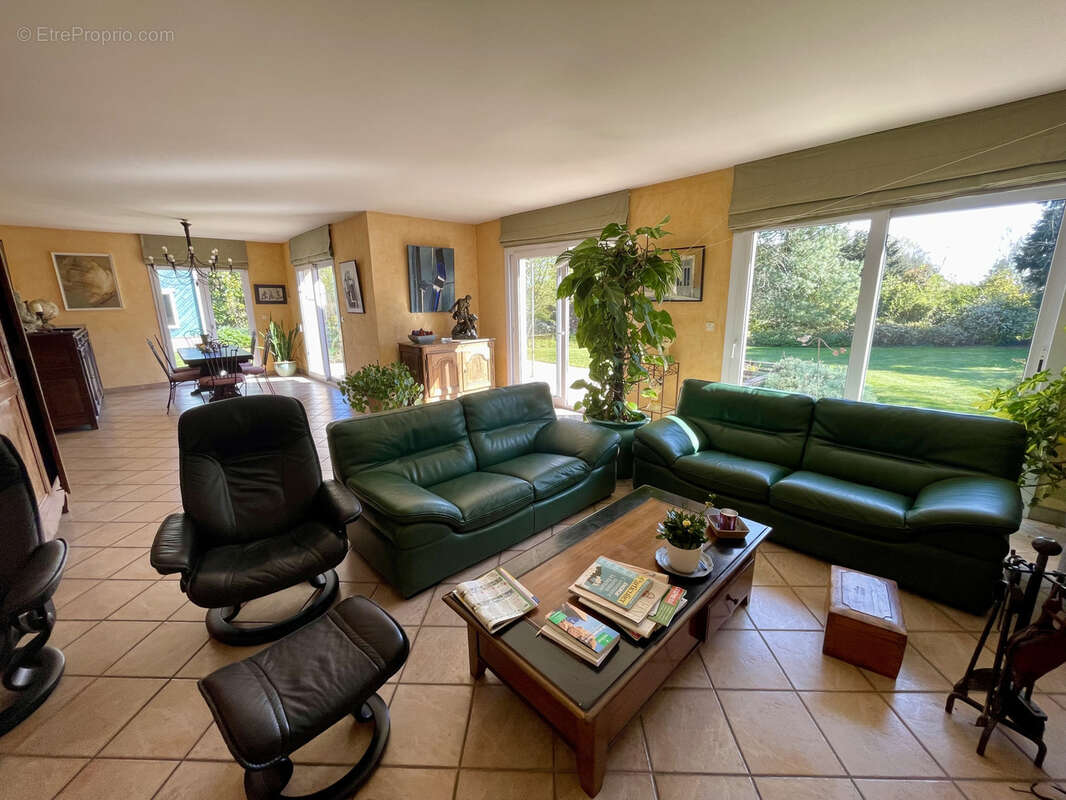 Maison à MONTFORT-L'AMAURY