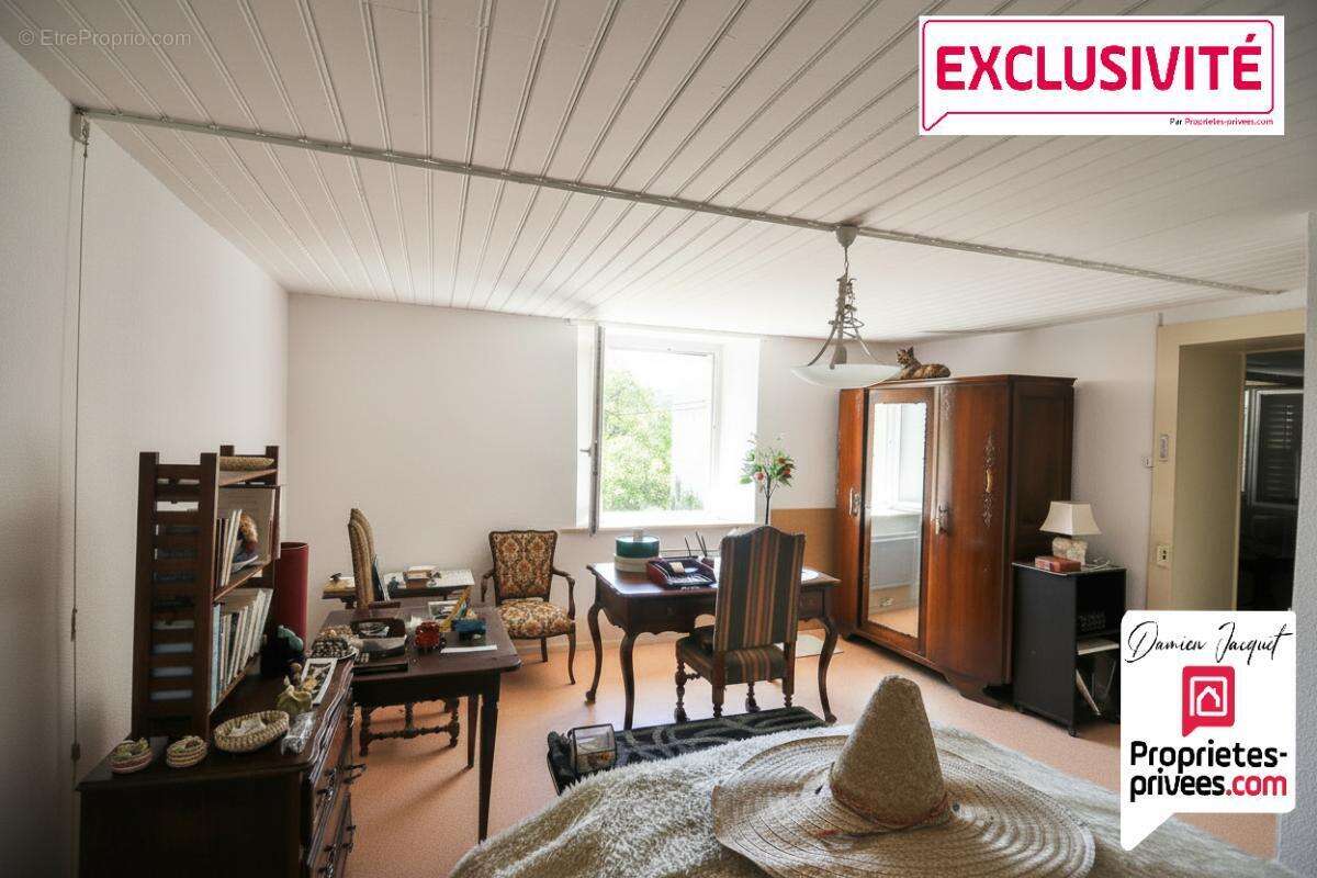 Corps de ferme Montécheroux 3 pièces 2 chambres 97.8 m2 Terrain 2643 m² - photo 8