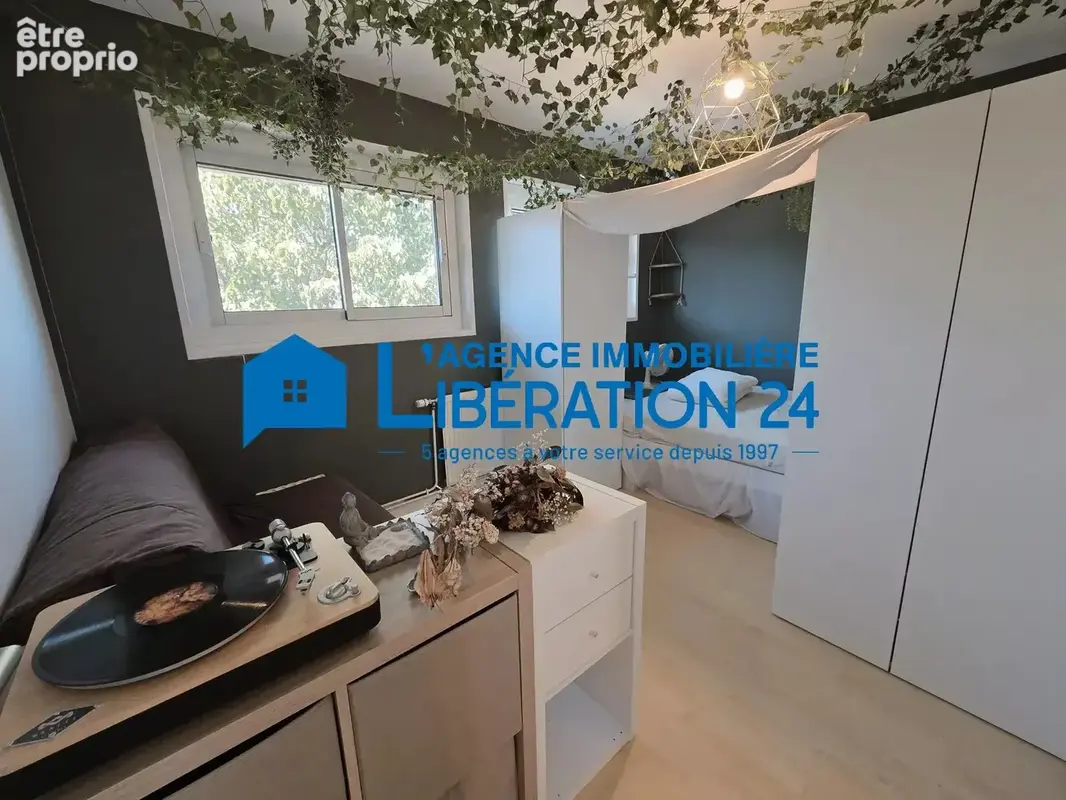 Maison familiale 156 m² avec piscine sur 865m² - photo 9