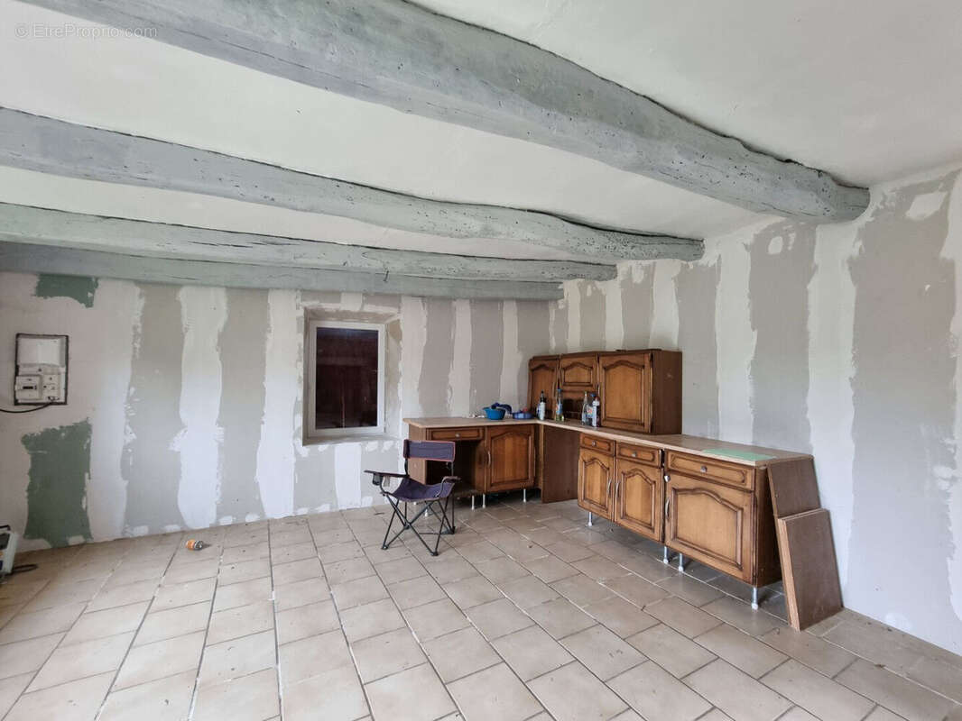 Photo 4 - Maison à SURIN
