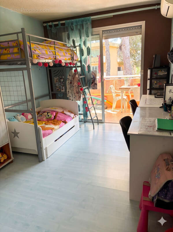 Appartement à LE CANNET