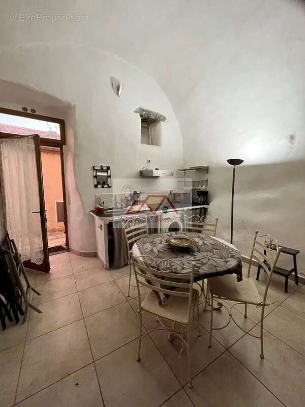 Maison à MONTEGROSSO