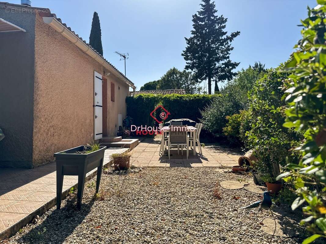 Maison à MEJANNES-LE-CLAP