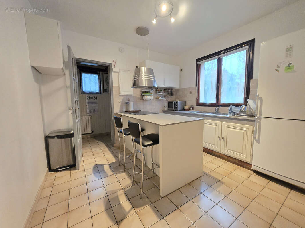 Maison à SAINT-FARGEAU-PONTHIERRY