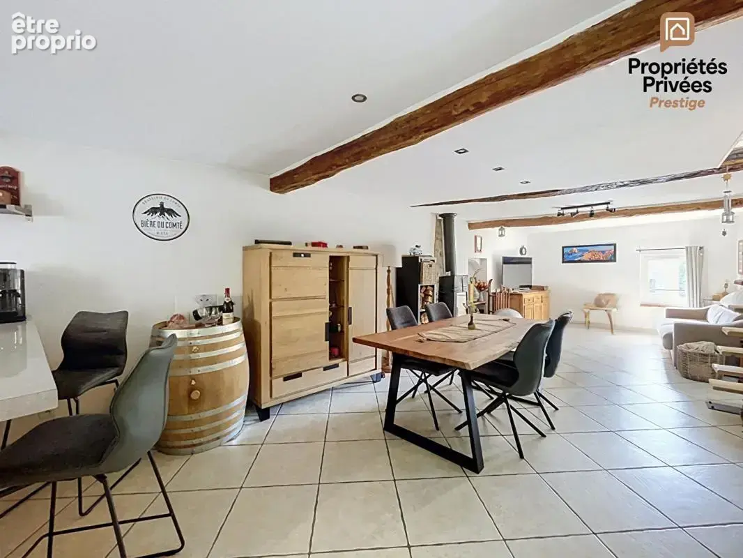 Maison rénovée au coeur de Tourves 90m2, 2chambres, 1 bureau - photo 7
