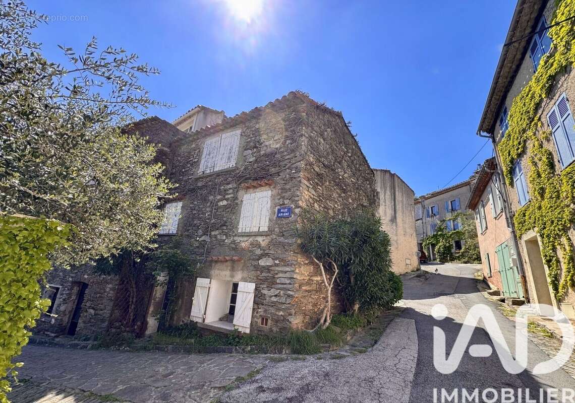 Maison 60 m² à La Garde-Freinet  - photo 2