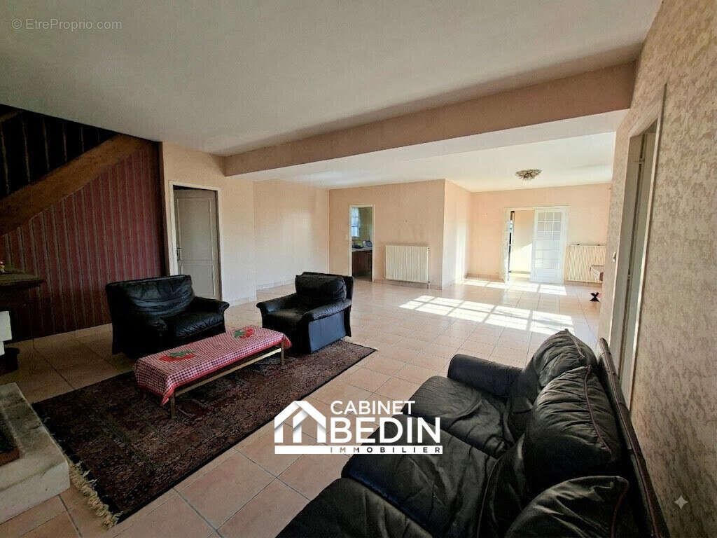 Maison 163 m² à Artigues-Pres-Bordeaux  - photo 6