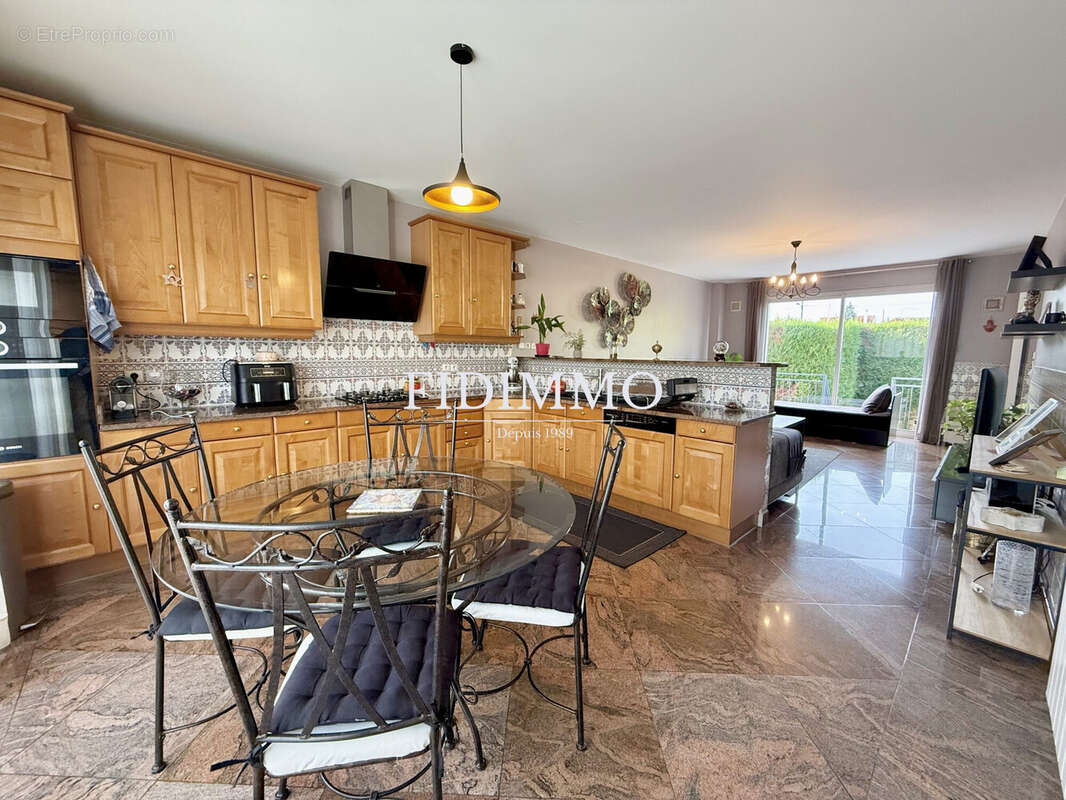 Maison à ORMESSON-SUR-MARNE