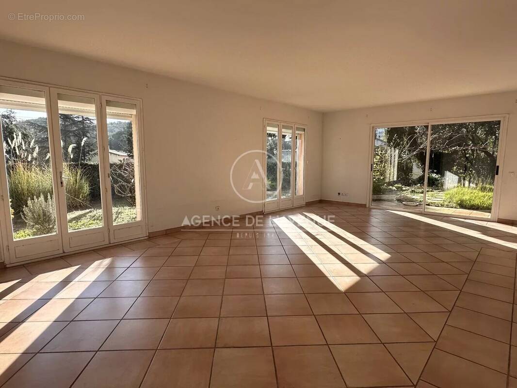 Maison à LA SEYNE-SUR-MER