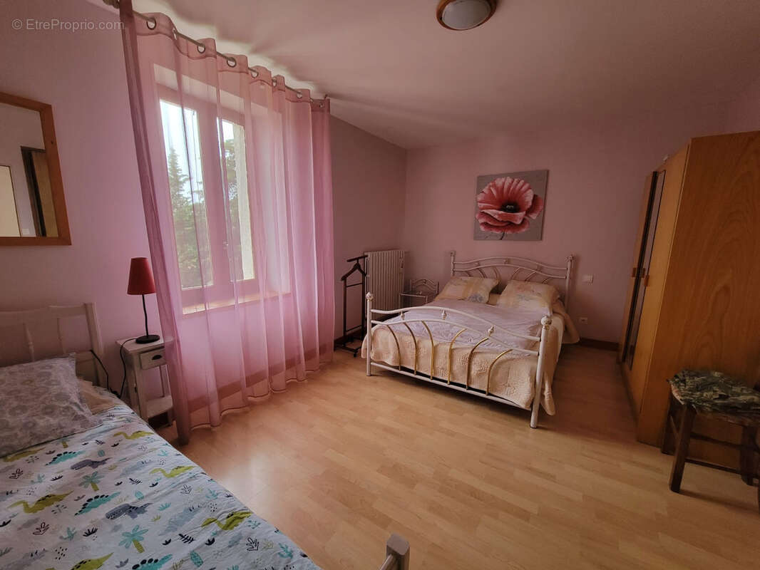 Maison à MEZERVILLE