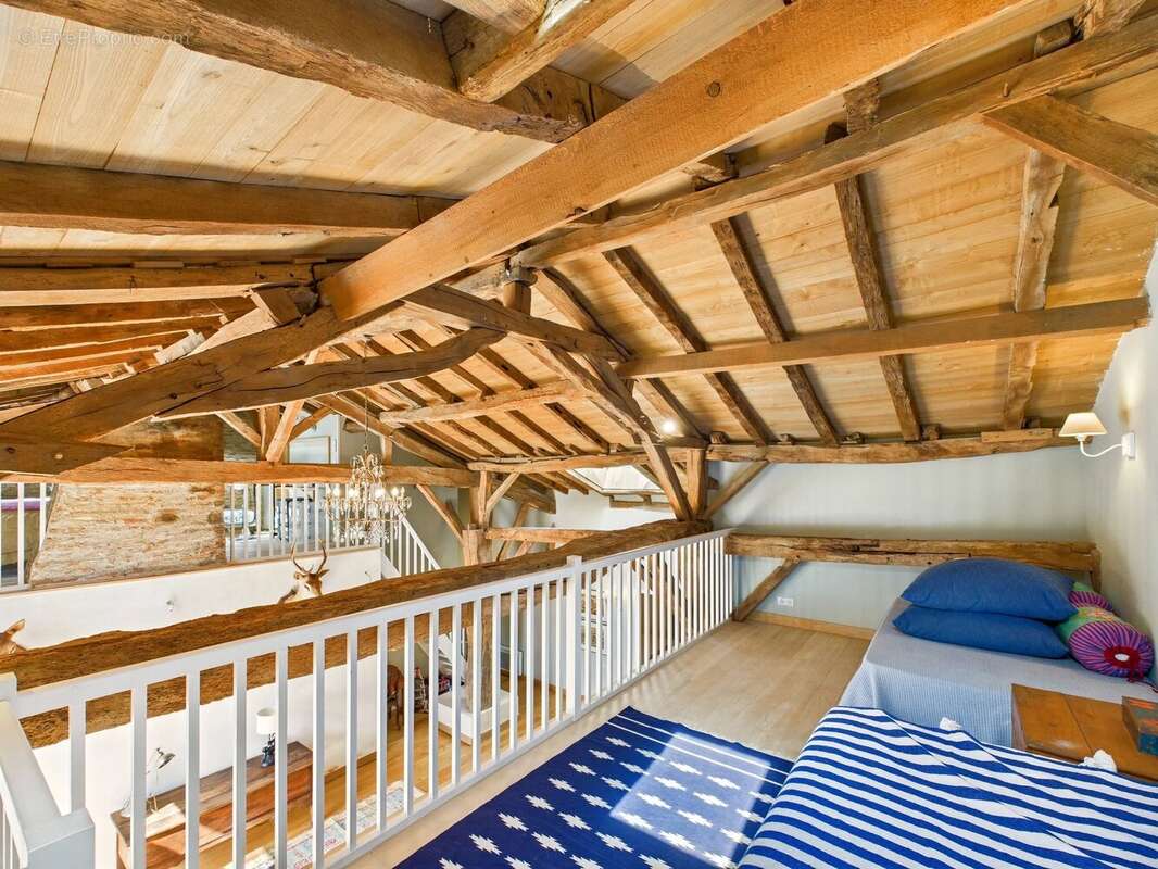 Maison à MONTPON-MENESTEROL