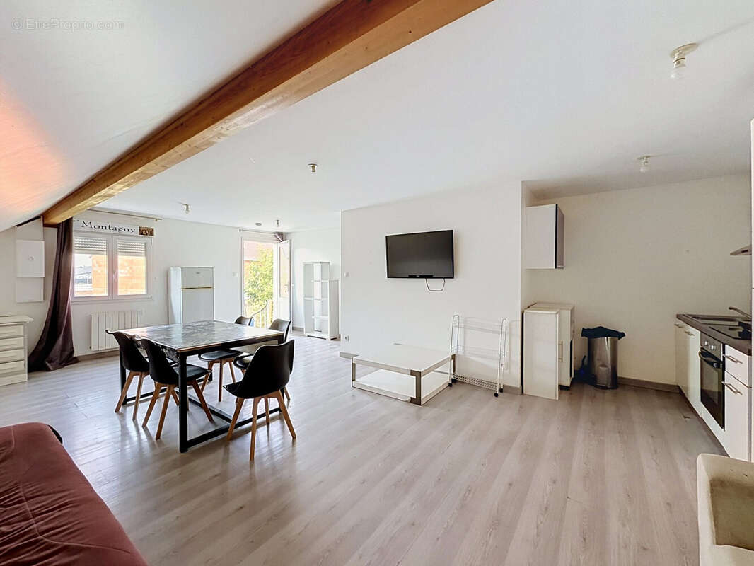 Appartement 756 m² à Lux  - photo 9