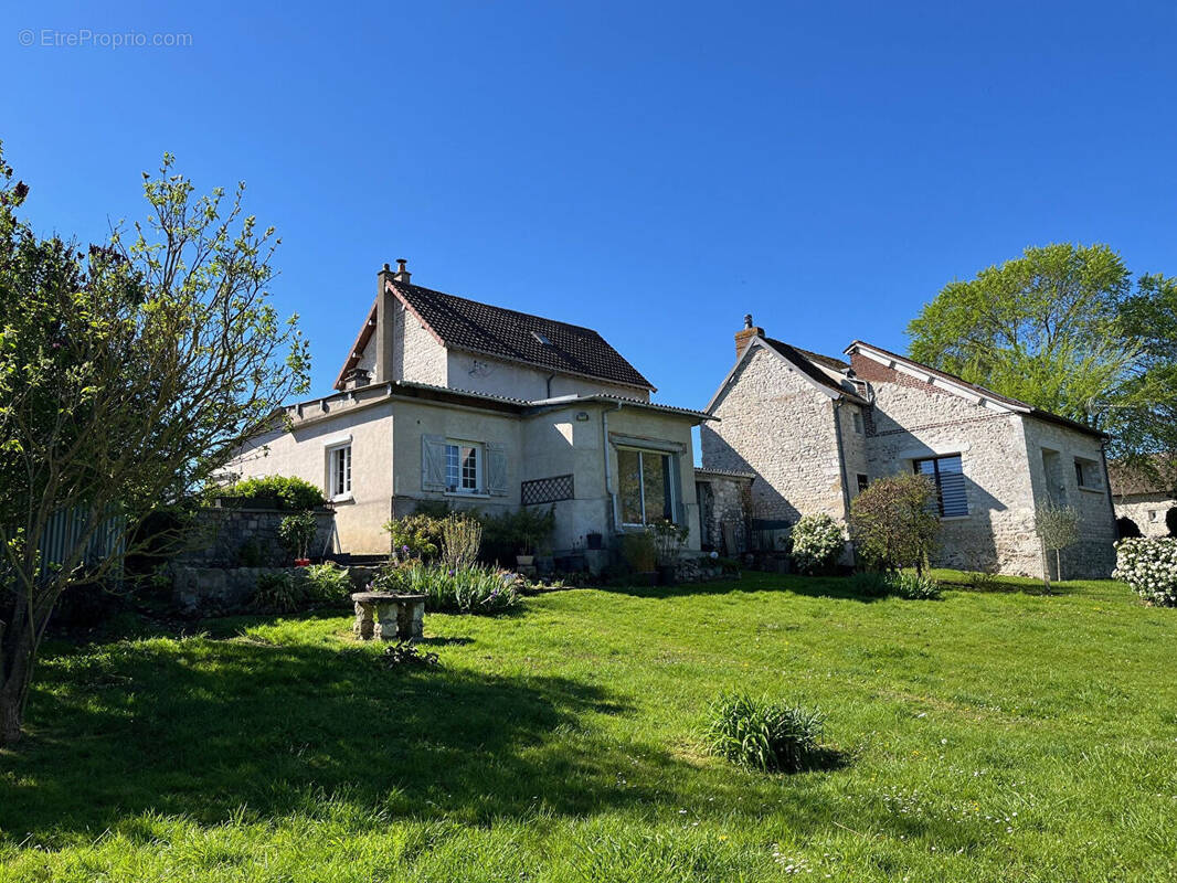 Maison à CRIQUEBEUF-SUR-SEINE