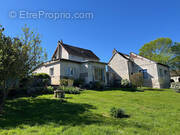 Maison à CRIQUEBEUF-SUR-SEINE