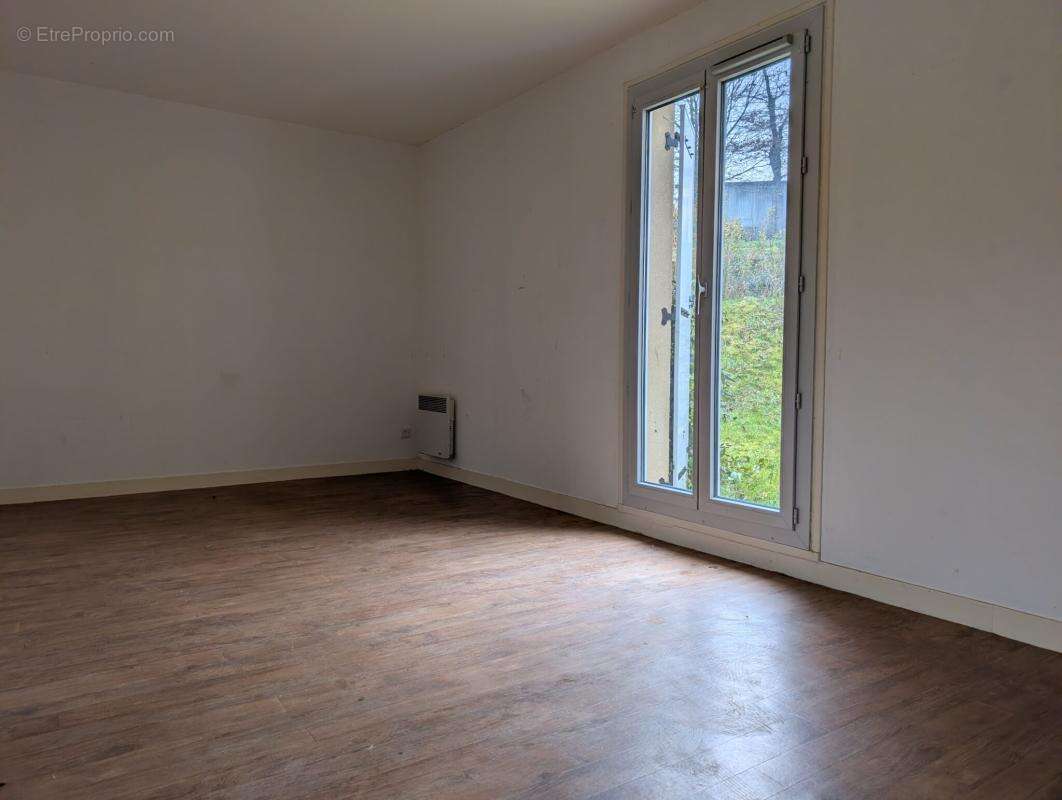 Maison à COSNE-D'ALLIER