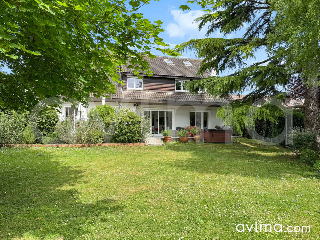 Maison à CHAVENAY