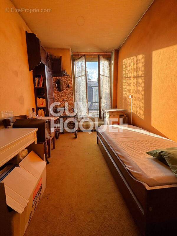 Appartement à PARIS-12E