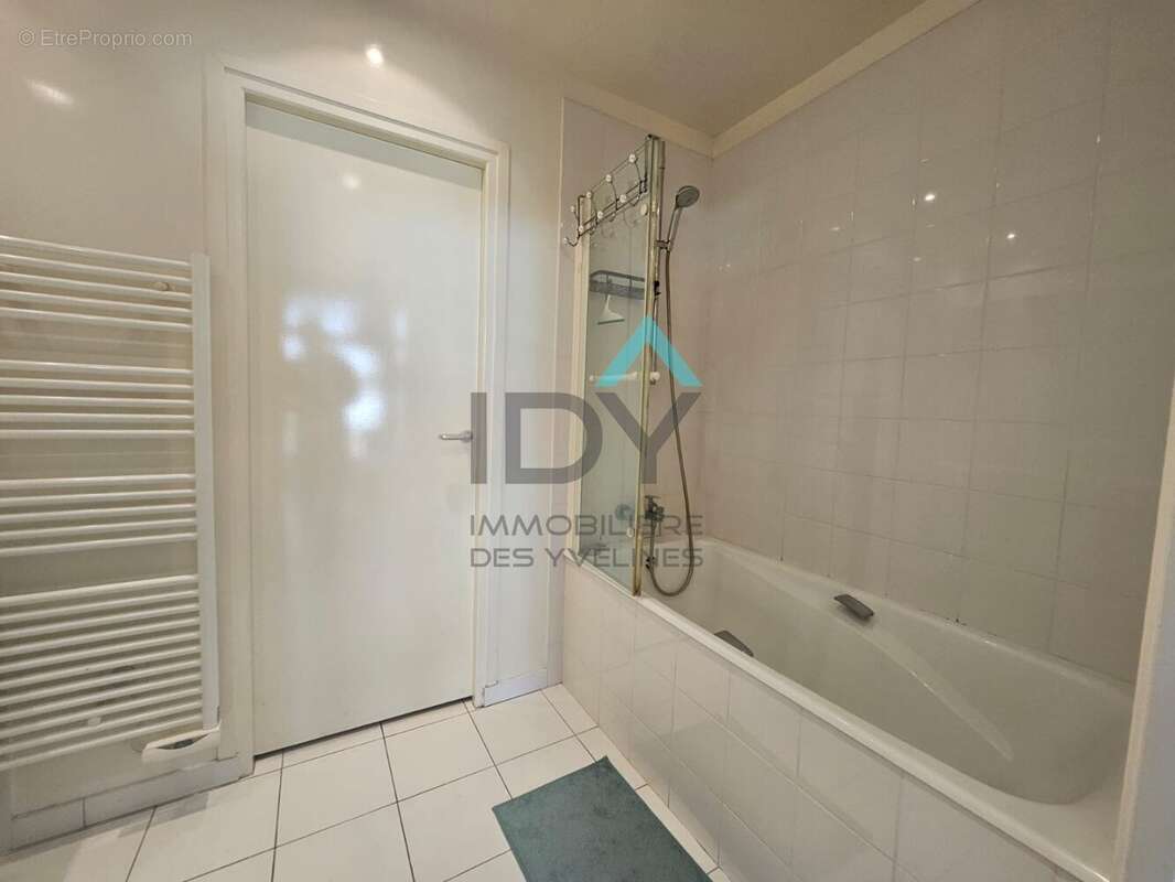 CHATOU - appartement 2 pièces avec jardin - photo 8