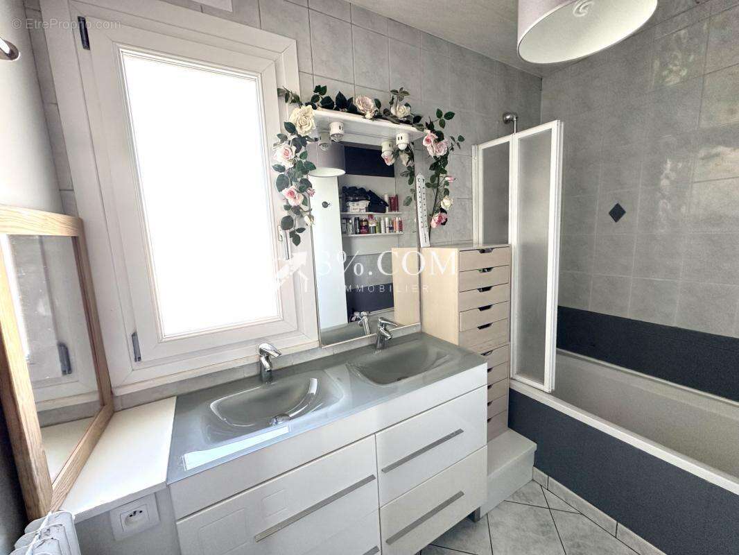 Appartement à SAINT-MAX