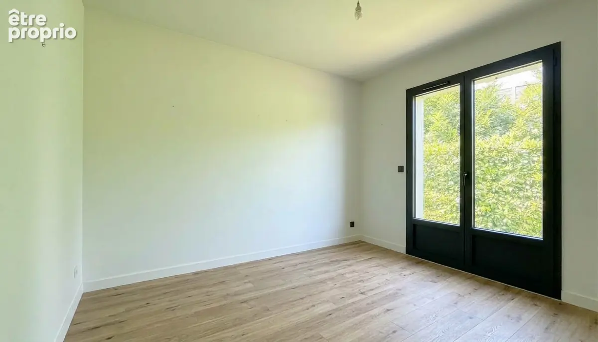 Orvault Bourg - Maison familiale avec 4 chambres et un garage - photo 7