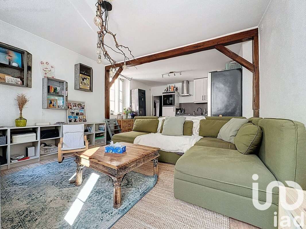 Photo 2 - Maison à LA VILLE-DU-BOIS