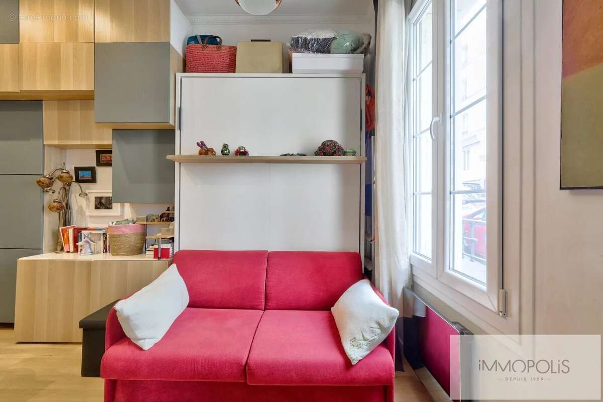 Appartement à PARIS-18E