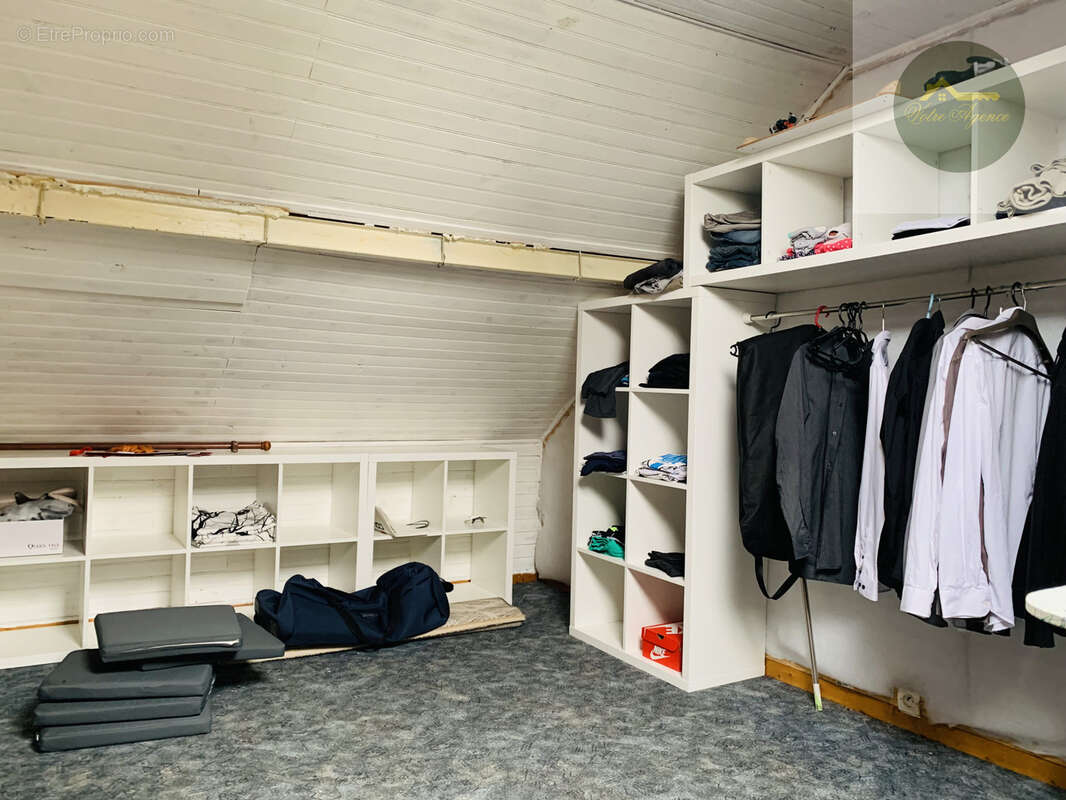 Cheroy plain-pied 3 chambres et un bureau  sur 2200 m2 - photo 22