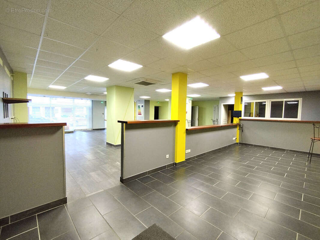 Commerce à SAINT-PIERRE-DES-CORPS