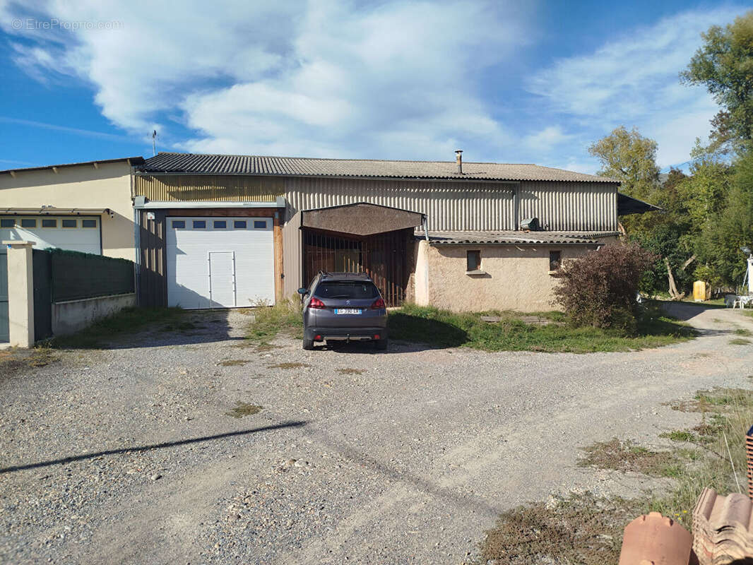 Commerce à CHAMPTERCIER