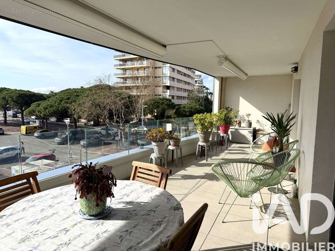 Photo 2 - Appartement à FREJUS