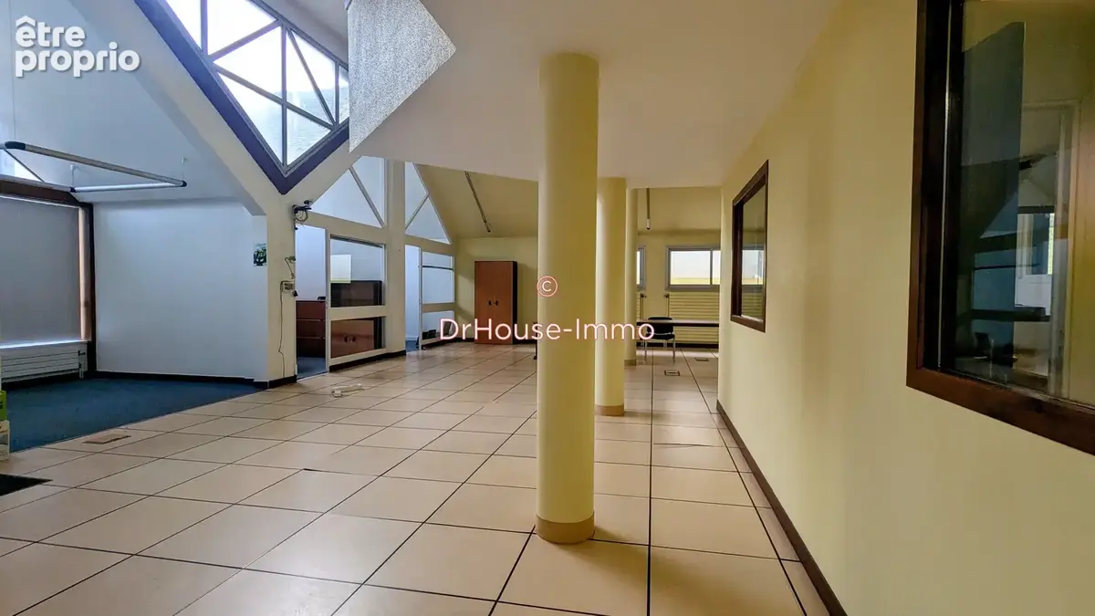 Appartement 11 pièces 590 m² à vendre à Gourin (56110) - photo 2