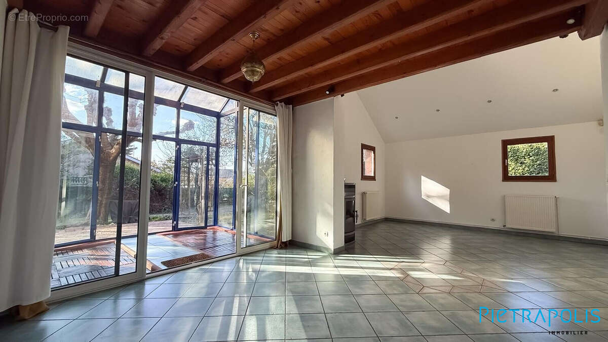 Maison à FONTAINES-SUR-SAONE