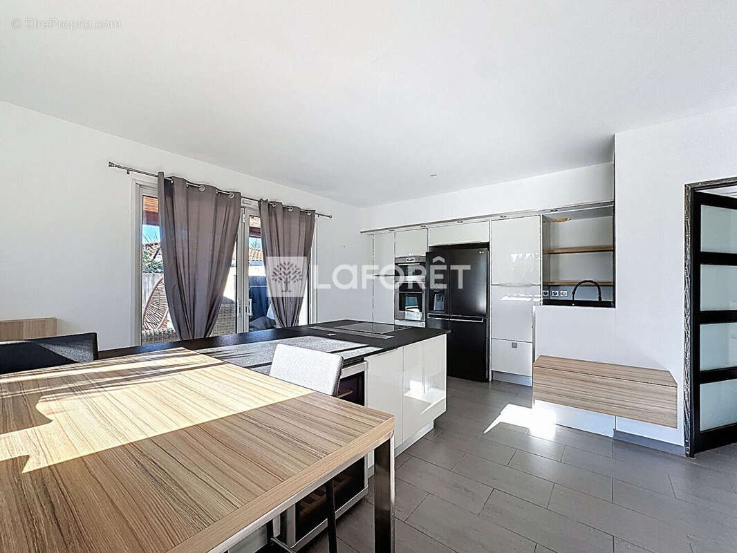 Maison à CASTELNAU-LE-LEZ