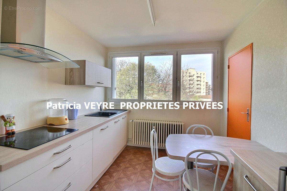 Saint-Étienne 42100 Quartier Bellevue Solaure Appartement 60 m² 2 chambres  au 1er étage sur 8 avec ascenseur. CAVE - photo 7