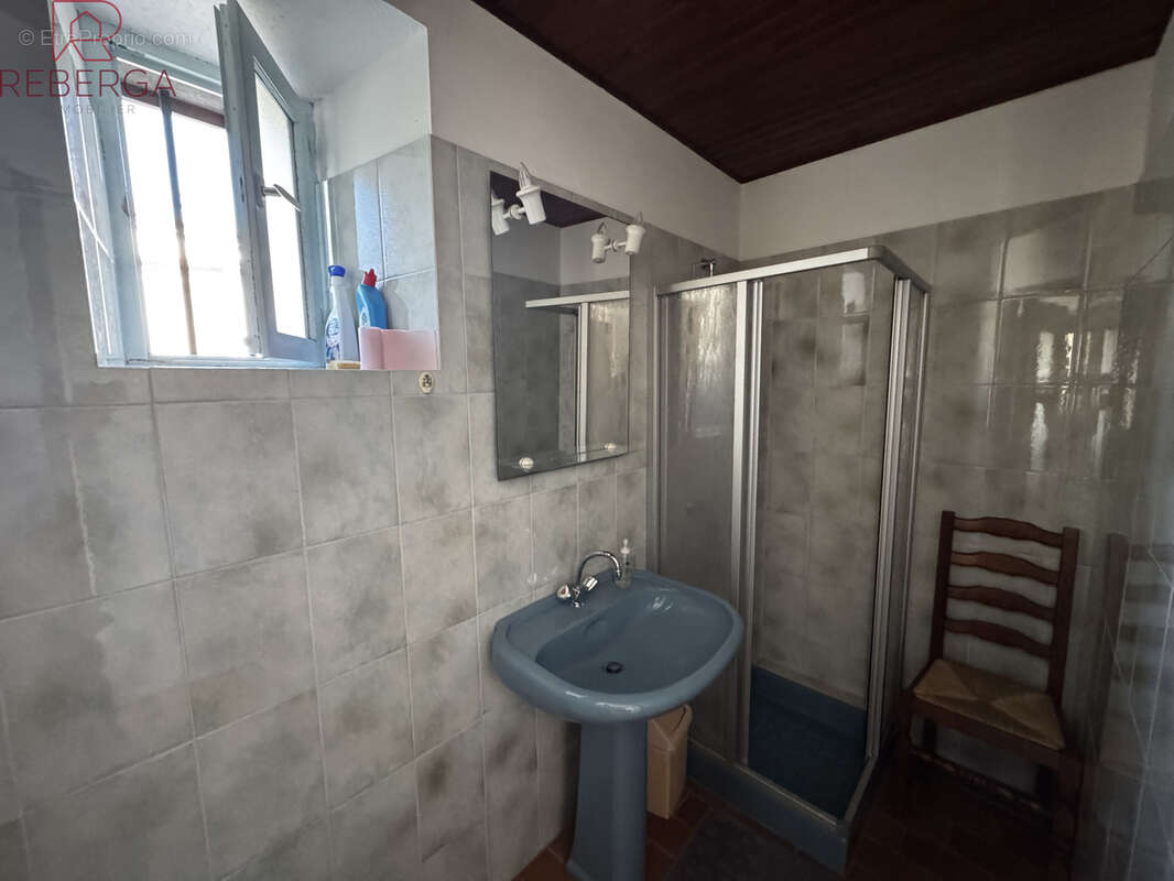 Maison 96 m² à Mazamet  - photo 10