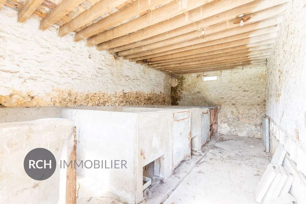 Maison à GARANCIERES