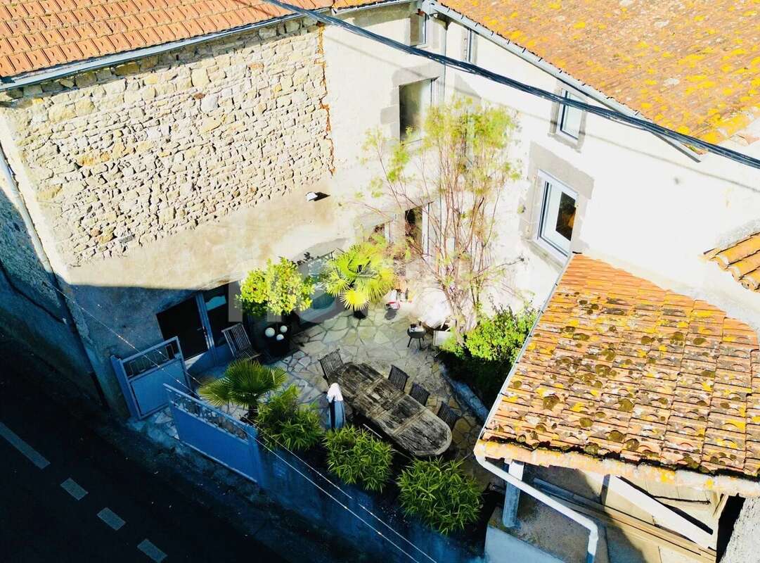 Maison à BEAUREGARD-VENDON