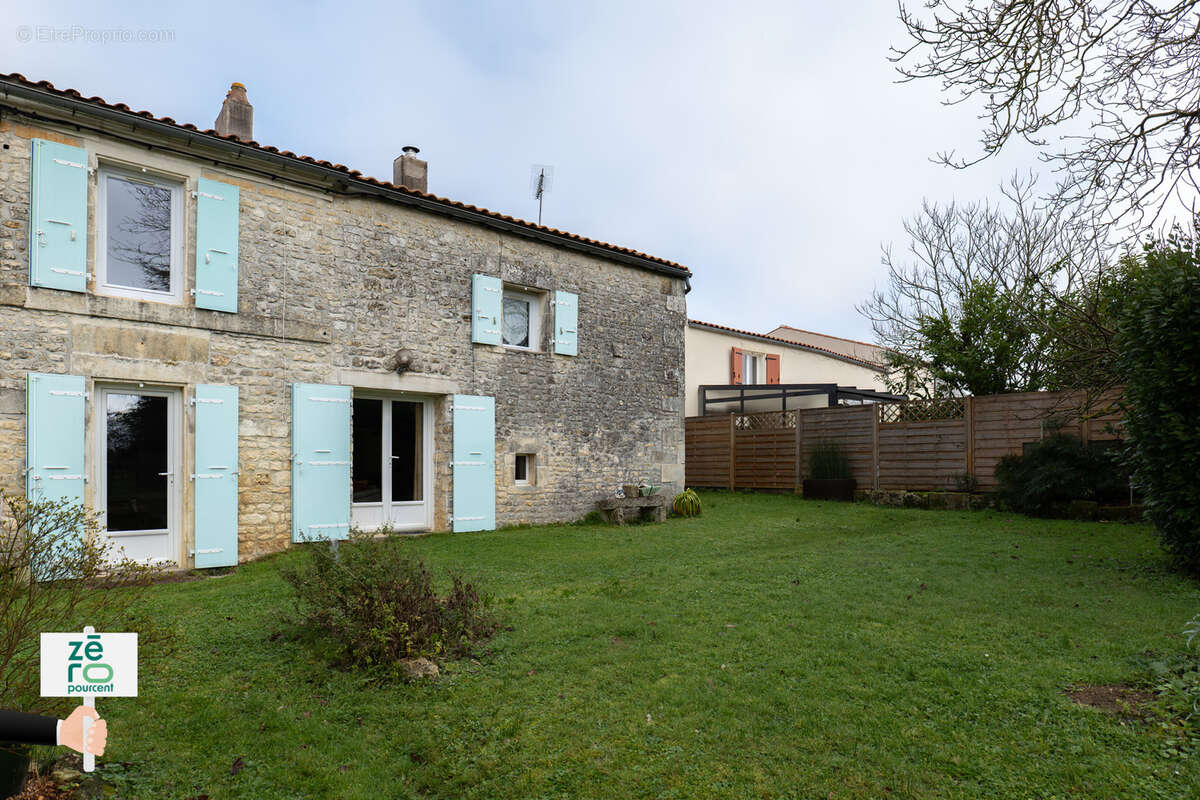 Maison à SAINT-VAIZE