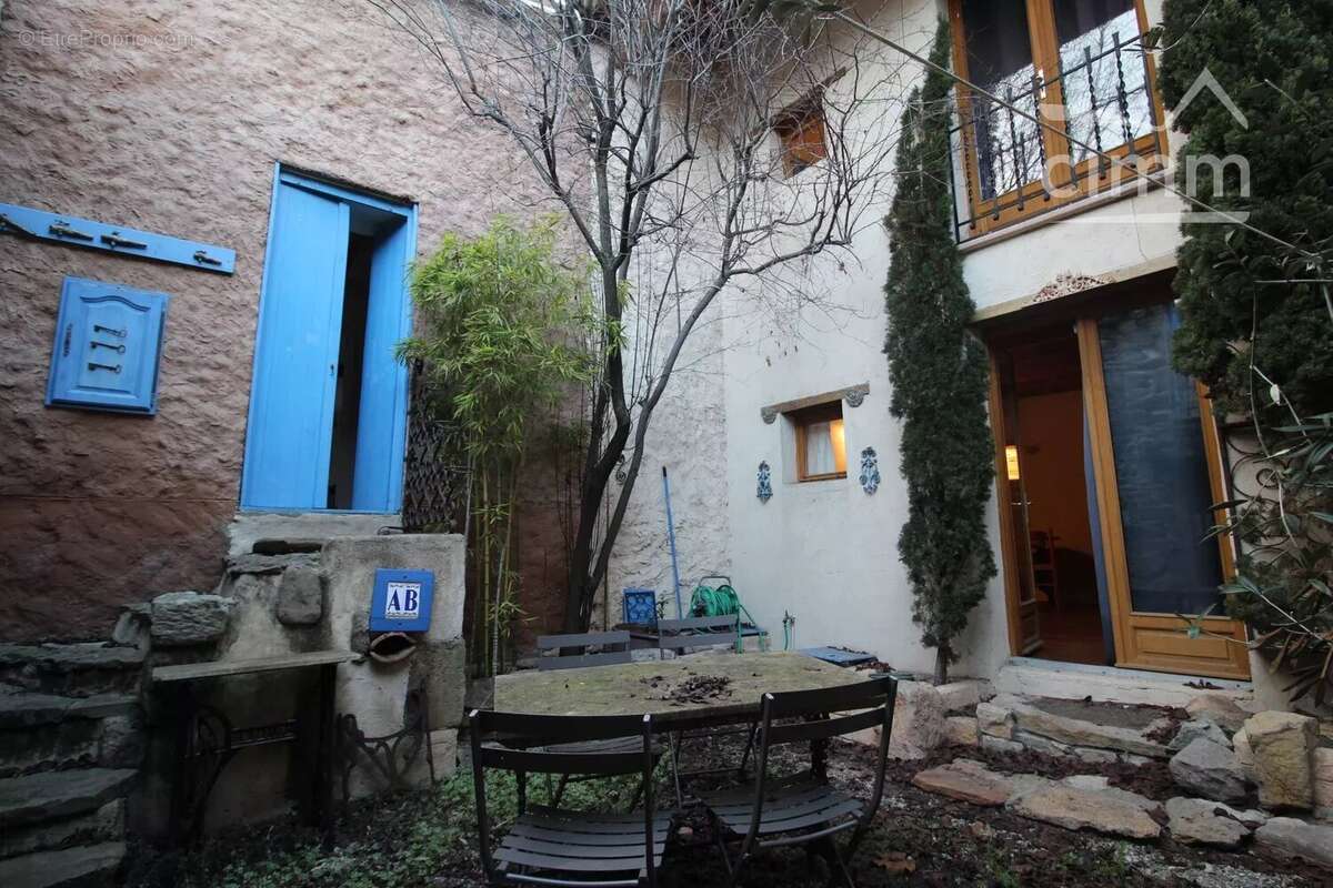 Maison à ARQUES