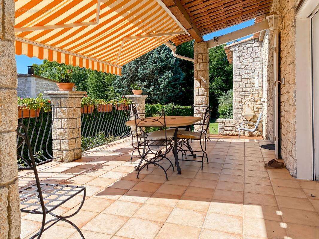 Maison à VILLENEUVE