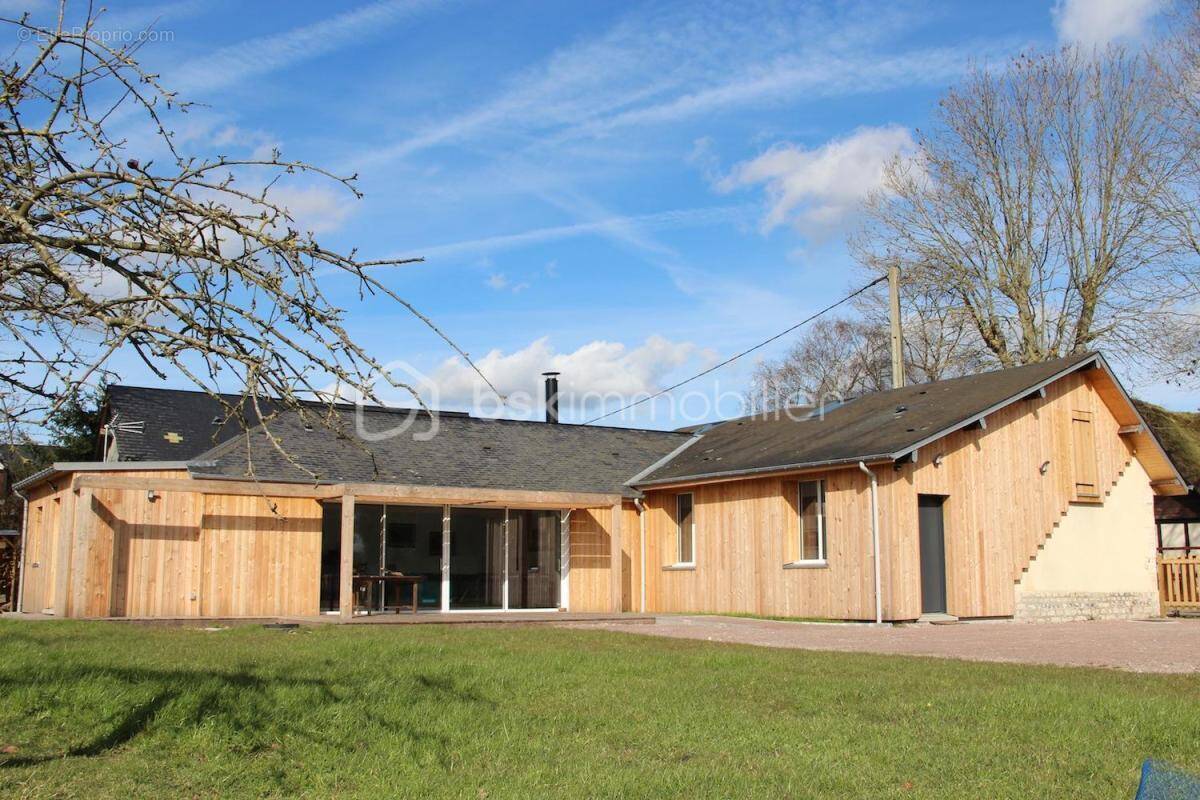 Maison à BOURG-ACHARD